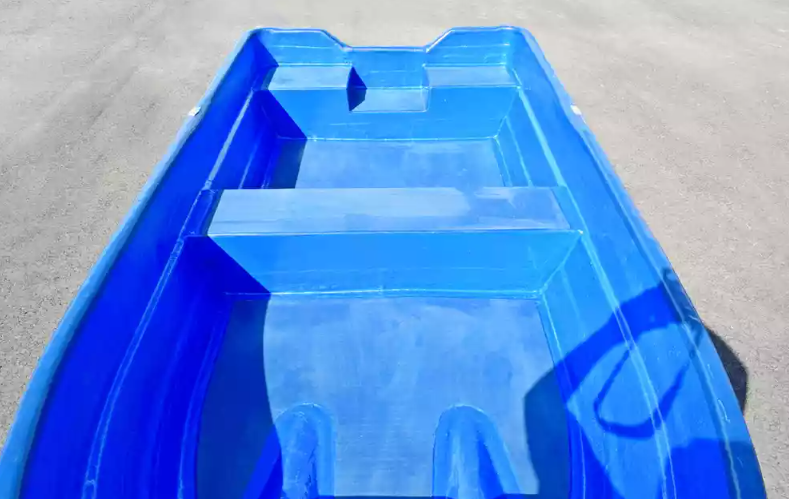 Стеклопластиковая лодка Neman-340 (тримаран) в Ханты-Мансийске