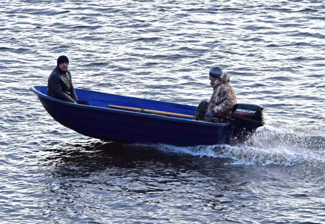 Стеклопластиковая лодка Neman-340 (тримаран) в Ханты-Мансийске