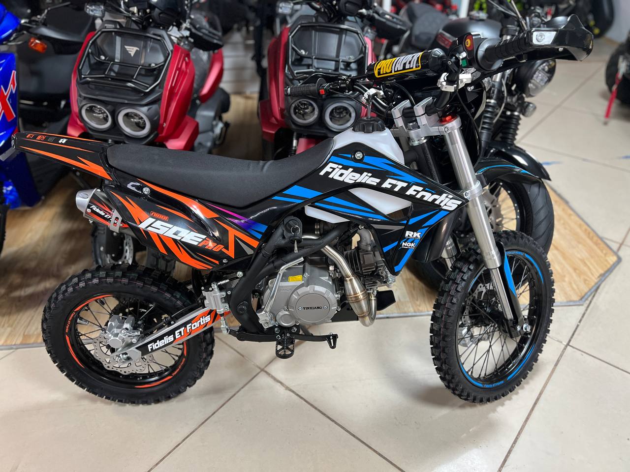 Мотоцикл (питбайк) PROMAX FIDET (ФАЙДЕТ) 190E PRO 17/14 в Ханты-Мансийске