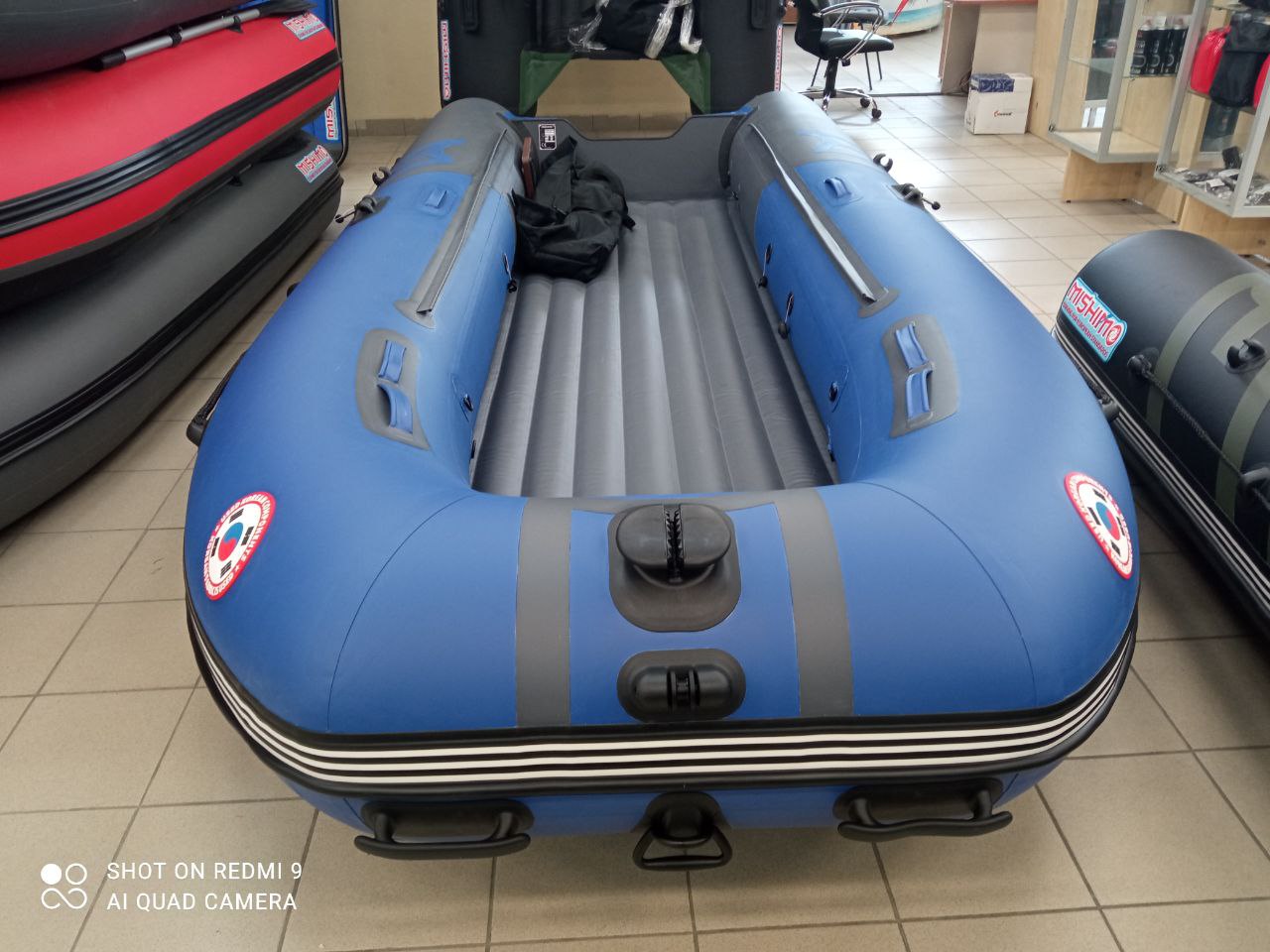 Лодка MISHIMO RIVER JET 390 под водомет в Ханты-Мансийске