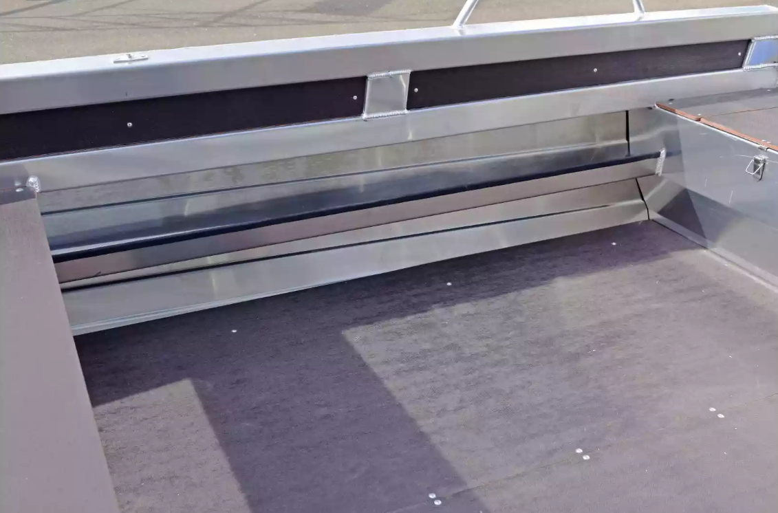 Алюминиевая лодка  Неман-480 Р в Ханты-Мансийске