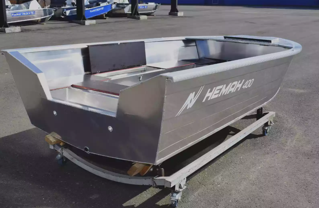 Алюминиевая лодка Неман-400 Р PRO в Ханты-Мансийске