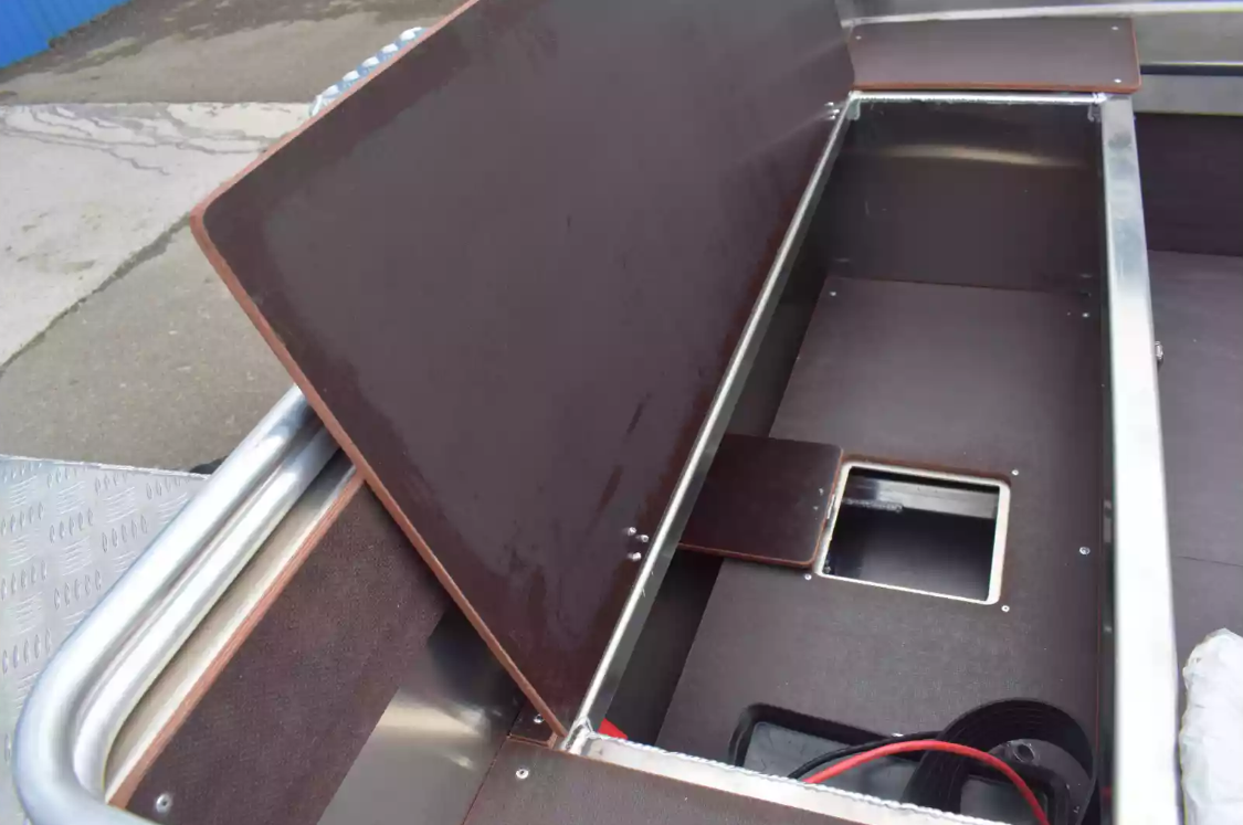 Алюминиевая лодка  Неман-400 DCM NEW в Ханты-Мансийске