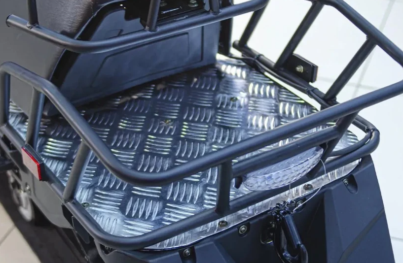 Снегоход Ataki WD 250 в Ханты-Мансийске