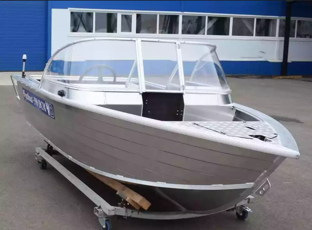 Алюминиевая лодка Wyatboat-390 DCM Увеличенный борт в Ханты-Мансийске