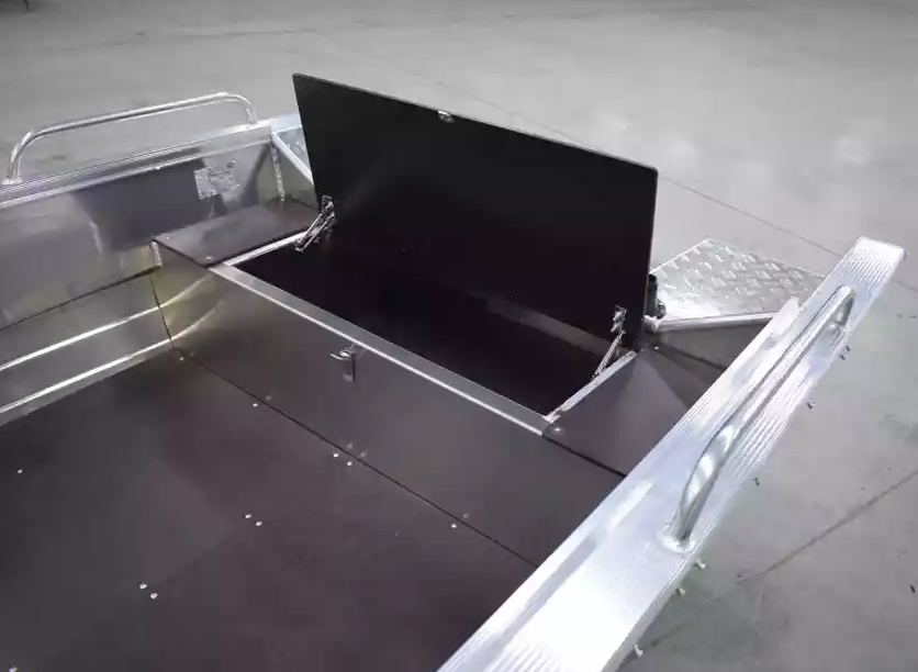 Алюминиевая лодка  Wyatboat-430 Р в Ханты-Мансийске