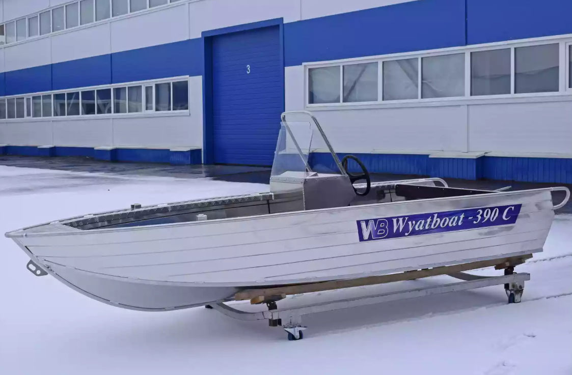 Алюминиевая лодка Wyatboat-390 C в Ханты-Мансийске