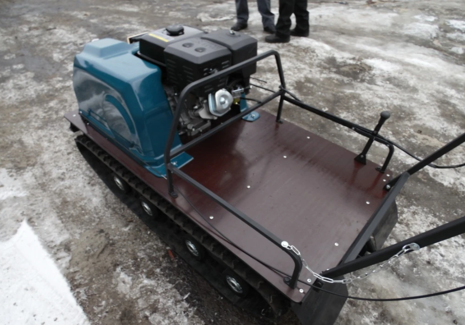 Мотобуксировщик AhtaR LR13 с реверс-вариатором Буран (задний ход) в Ханты-Мансийске