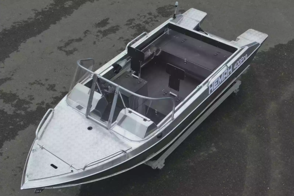 Алюминиевая лодка  Neman-400 PRO в Ханты-Мансийске