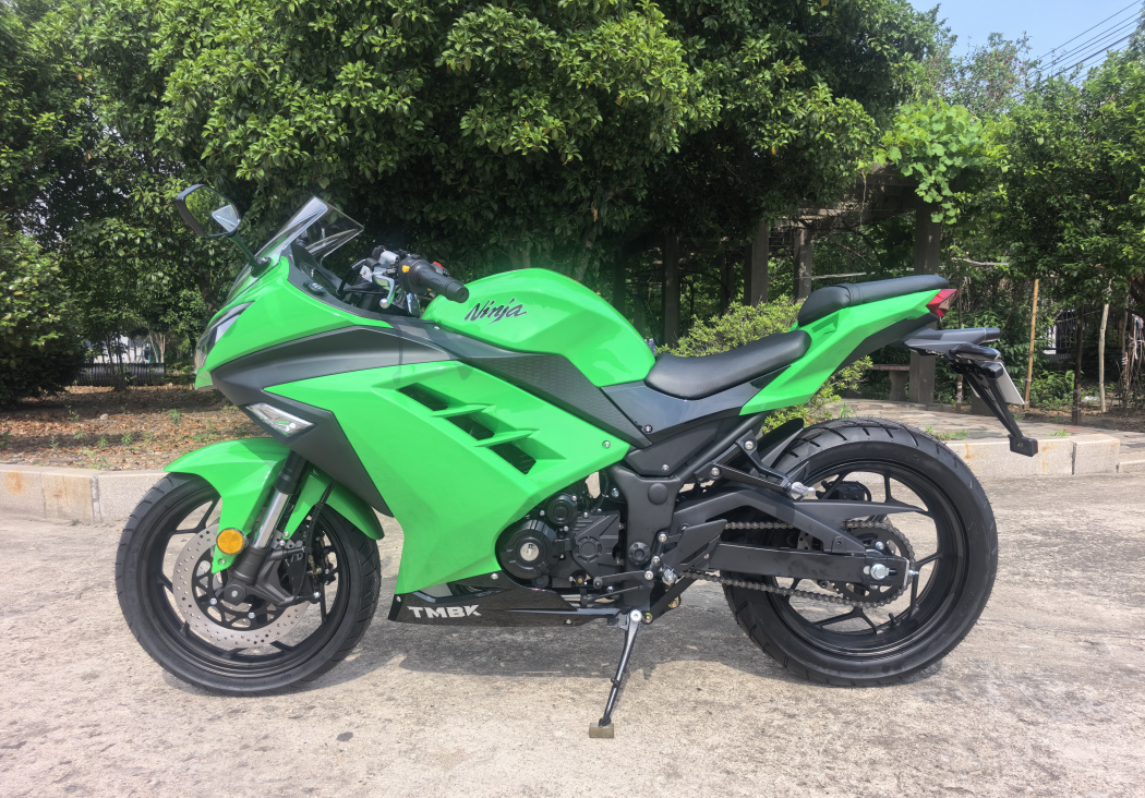 Мотоцикл TMBK Ninja 400cc в Ханты-Мансийске