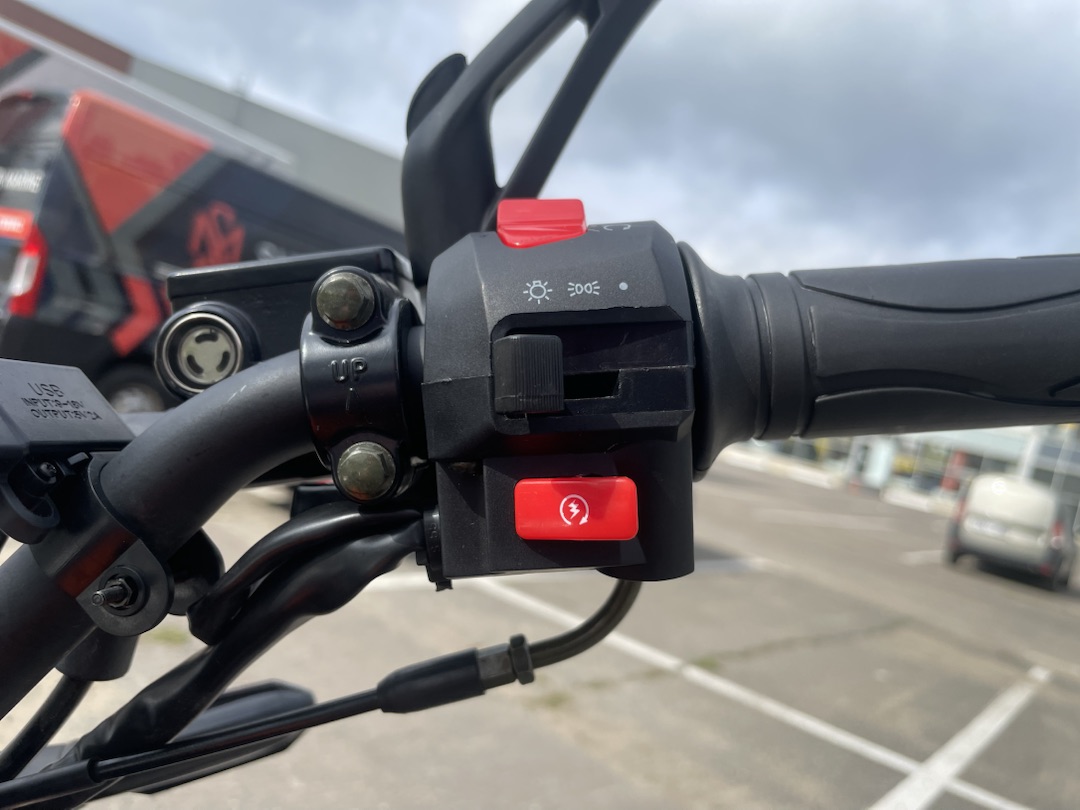 Мопед PROMAX CB150R (49) в Ханты-Мансийске