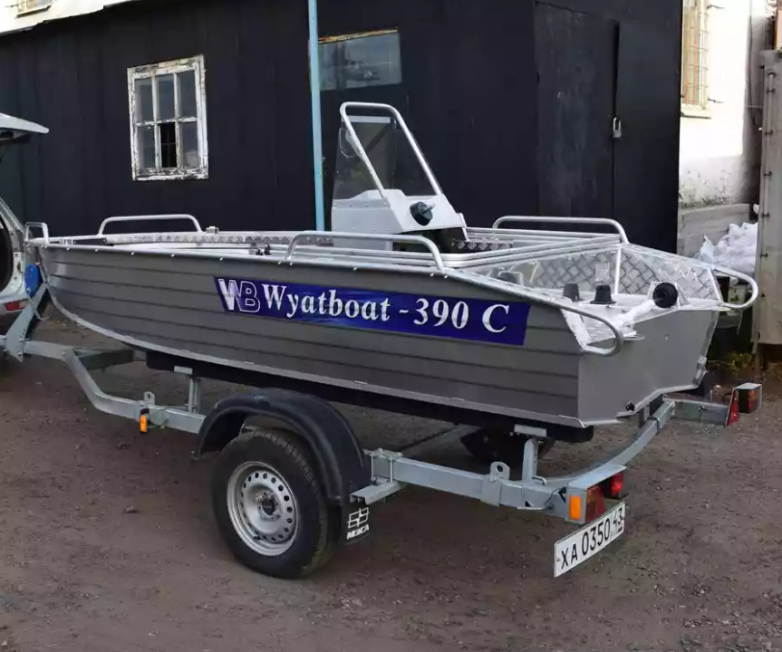 Алюминиевая лодка Wyatboat-390 C в Ханты-Мансийске
