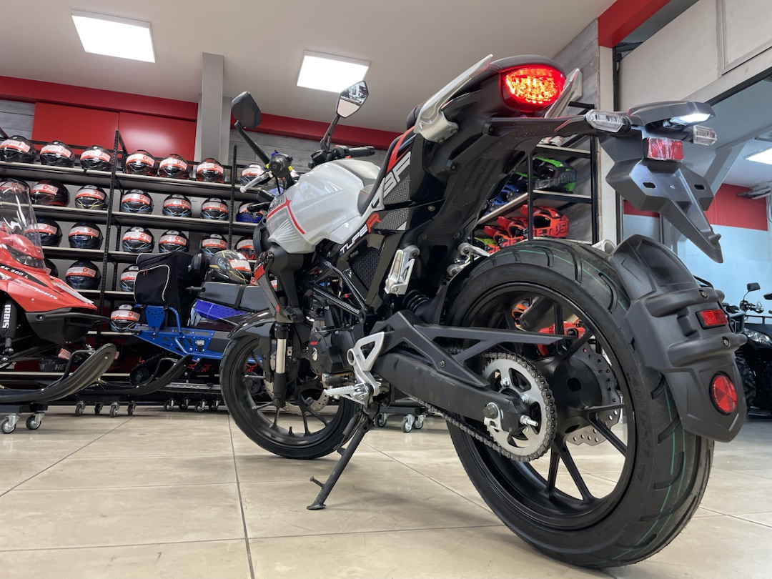 Мопед PROMAX CB150R (49) в Ханты-Мансийске
