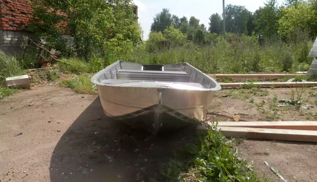 Алюминиевая лодка Вятка-Профи 32 в Ханты-Мансийске