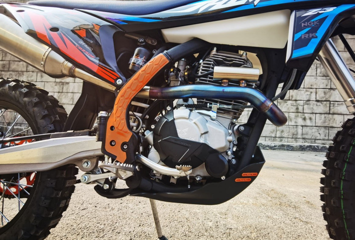 Мотоцикл JHLMOTO JHL Z3 CB250 (172FMM-3A) в Ханты-Мансийске