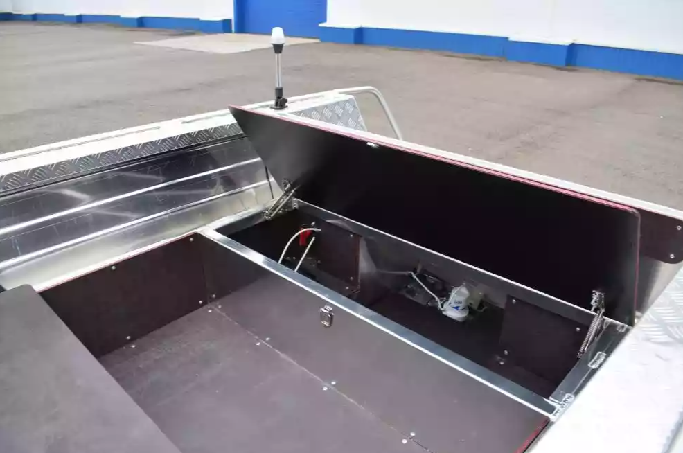 Алюминиевая лодка Wyatboat-390 DCM Увеличенный борт в Ханты-Мансийске