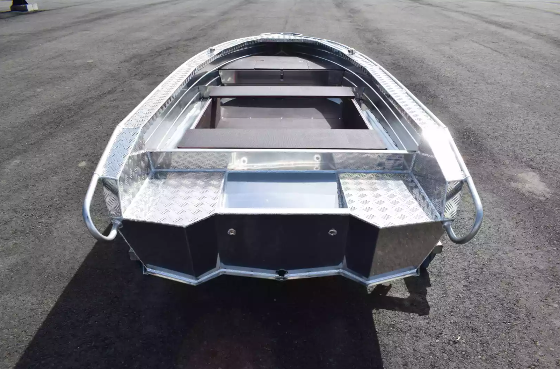 Алюминиевая лодка Wyatboat-390 P в Ханты-Мансийске