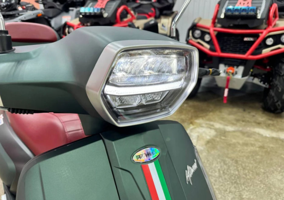 Скутер PROMAX Miami 240 (49) в Ханты-Мансийске