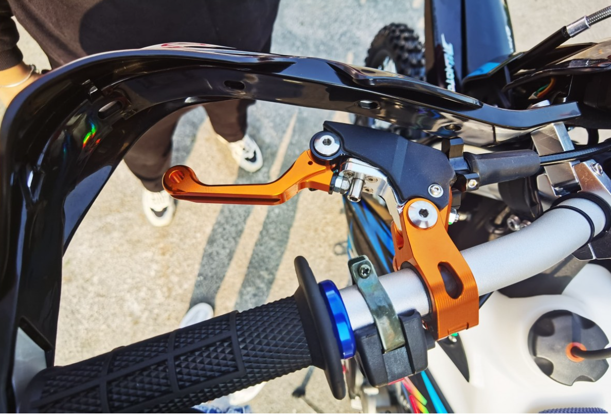 Мотоцикл JHLMOTO JHL Z3 CB250 (172FMM-3A) в Ханты-Мансийске