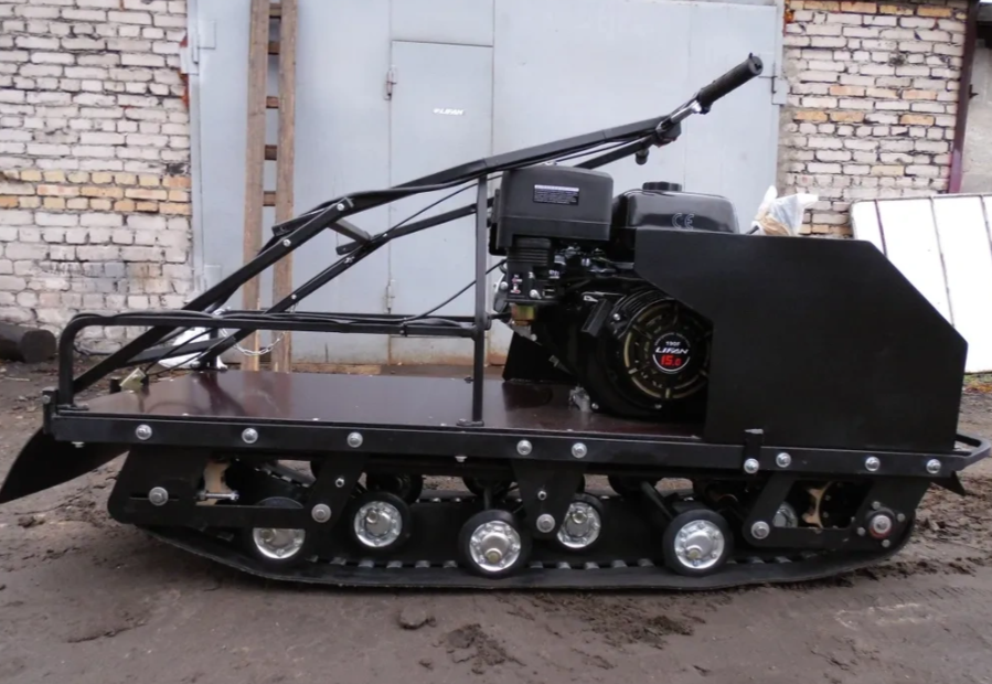 Мотобуксировщик AhtaR Зима 9 л/с с вариатором в Ханты-Мансийске