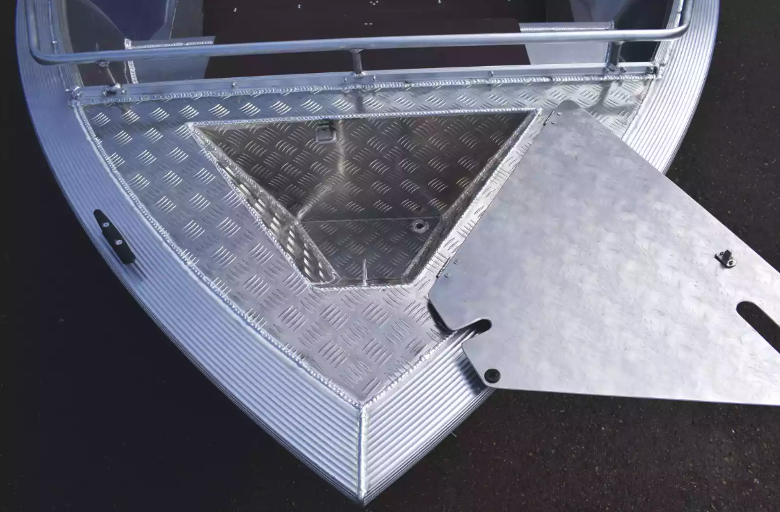 Алюминиевая лодка Неман-500 P в Ханты-Мансийске