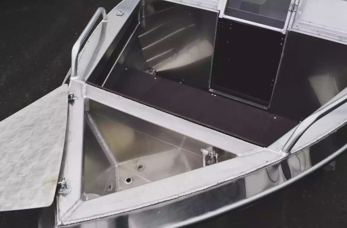 Алюминиевая лодка  Neman-400 DC в Ханты-Мансийске