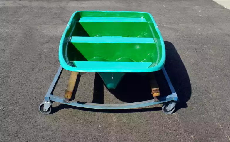 Стеклопластиковая лодка Старт (тримаран) в Ханты-Мансийске