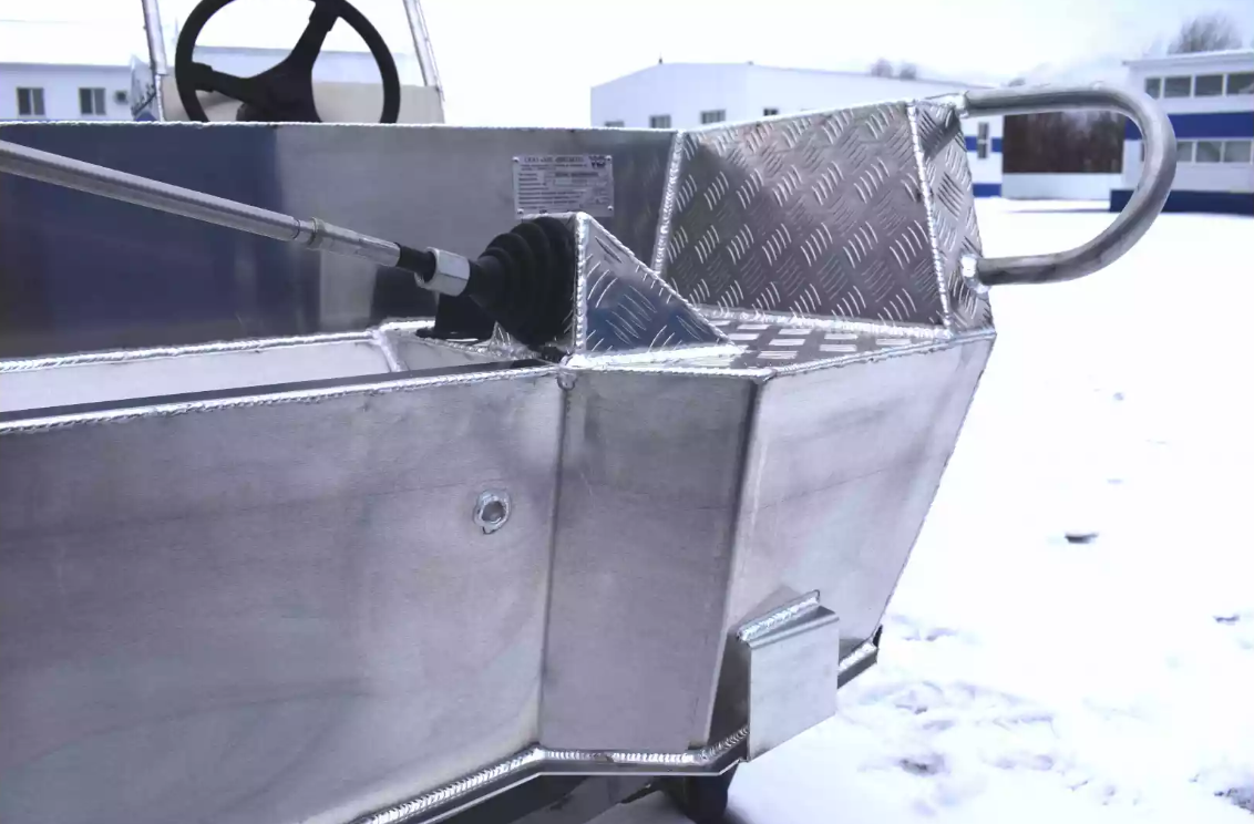 Алюминиевая лодка Wyatboat-390 C в Ханты-Мансийске