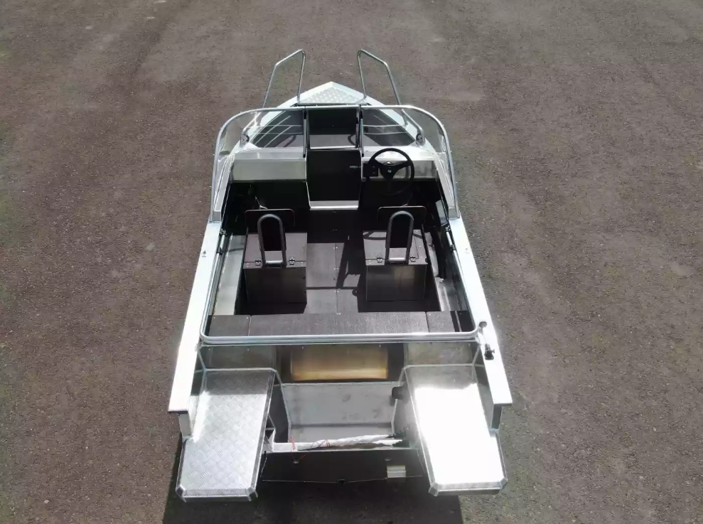 Алюминиевая лодка  Неман-400 DCM NEW в Ханты-Мансийске