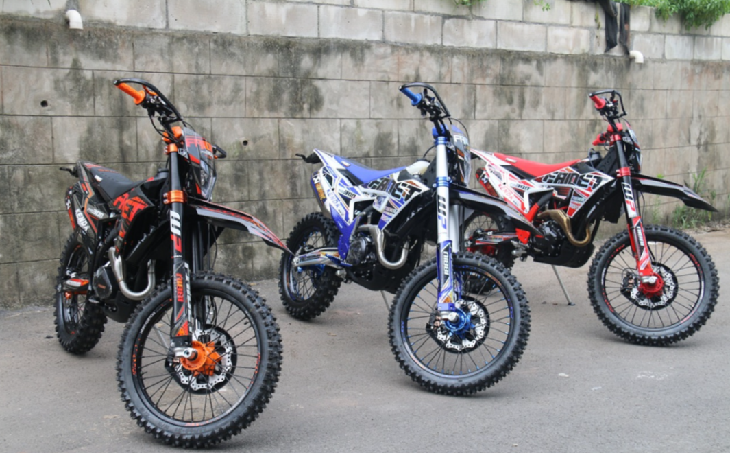 Кроссовый мотоцикл FAIDET NC300S ULTRA WP в Ханты-Мансийске