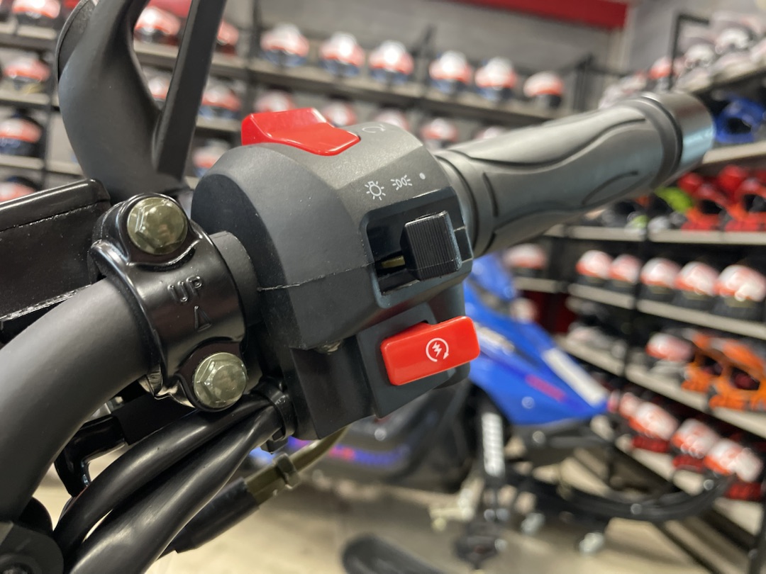 Мопед PROMAX CB150R (49) в Ханты-Мансийске