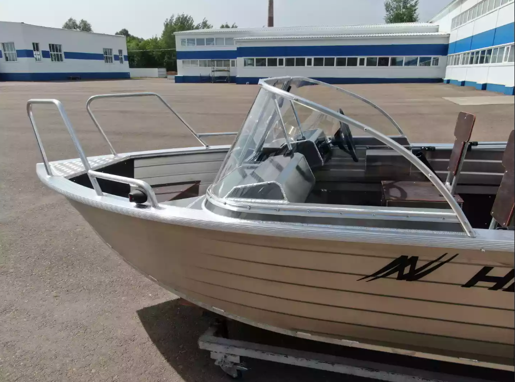 Алюминиевая лодка  Неман-400 DCM NEW в Ханты-Мансийске