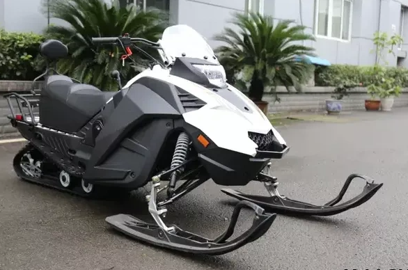 Снегоход ULAR 220 в Ханты-Мансийске