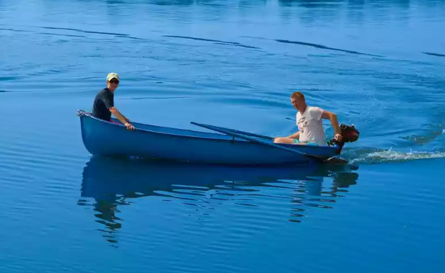 Стеклопластиковая лодка Омуль в Ханты-Мансийске