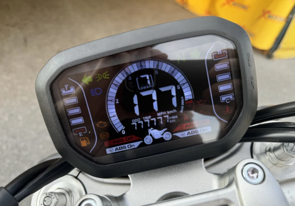 Мотоцикл KOVE 500F WILD в Ханты-Мансийске