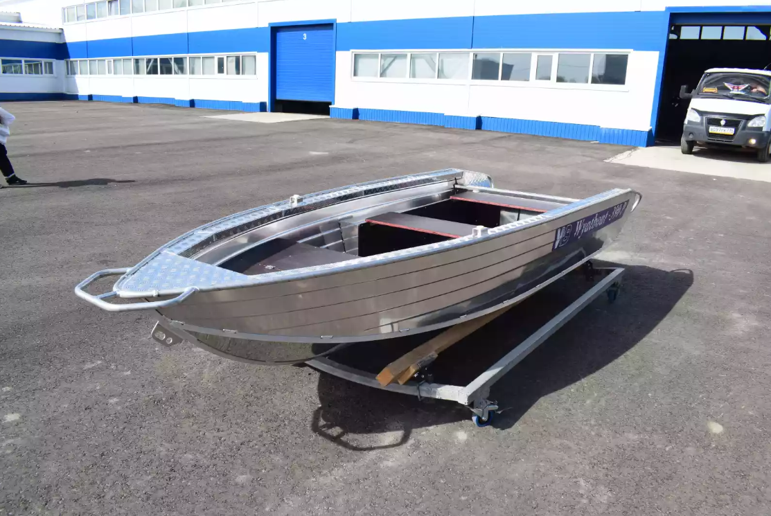 Алюминиевая лодка Wyatboat-390 P в Ханты-Мансийске