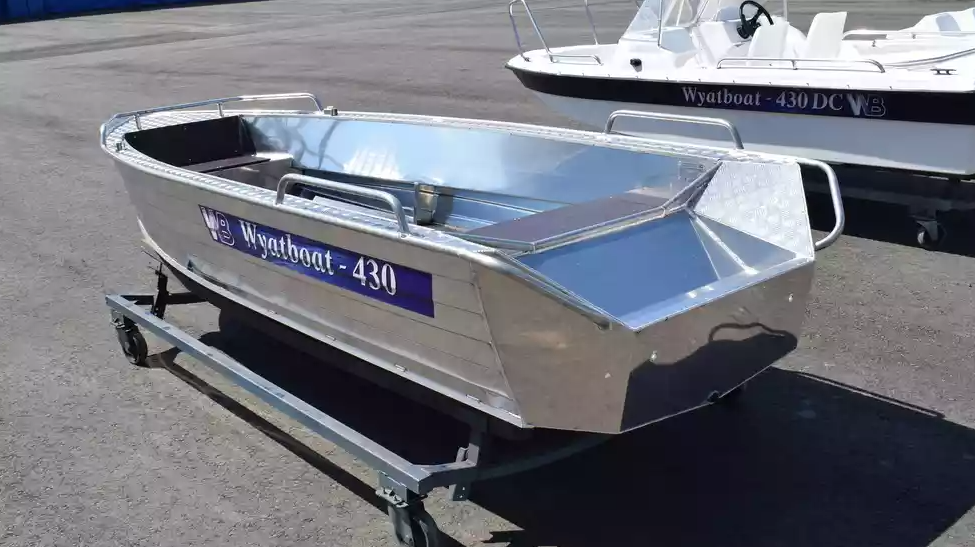 Алюминиевая лодка  Wyatboat-430М в Ханты-Мансийске