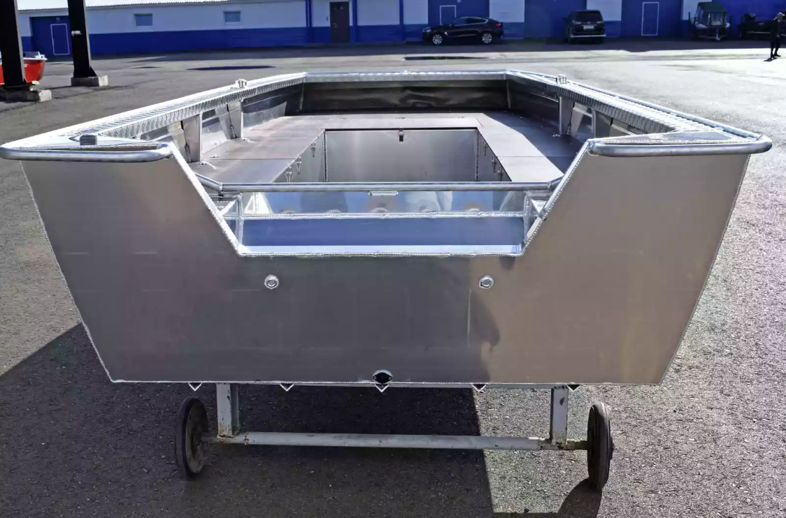 Алюминиевая лодка Wyatboat-490 Jonboat в Ханты-Мансийске