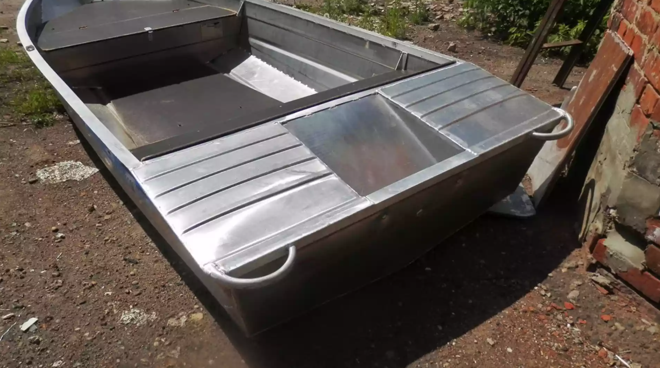 Алюминиевая лодка Вятка-Профи Вариант в Ханты-Мансийске