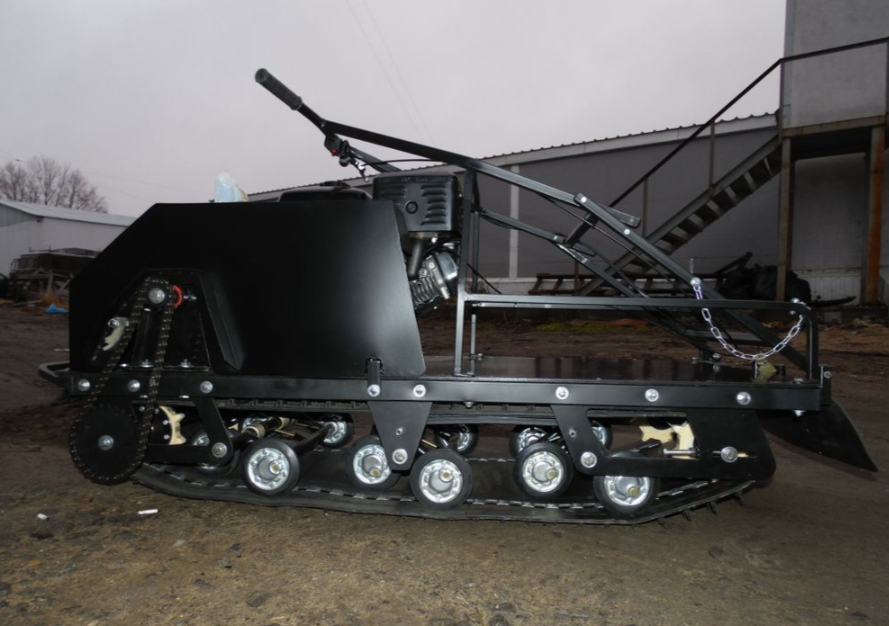 Мотобуксировщик AhtaR Зима 15 л/с с вариатором в Ханты-Мансийске