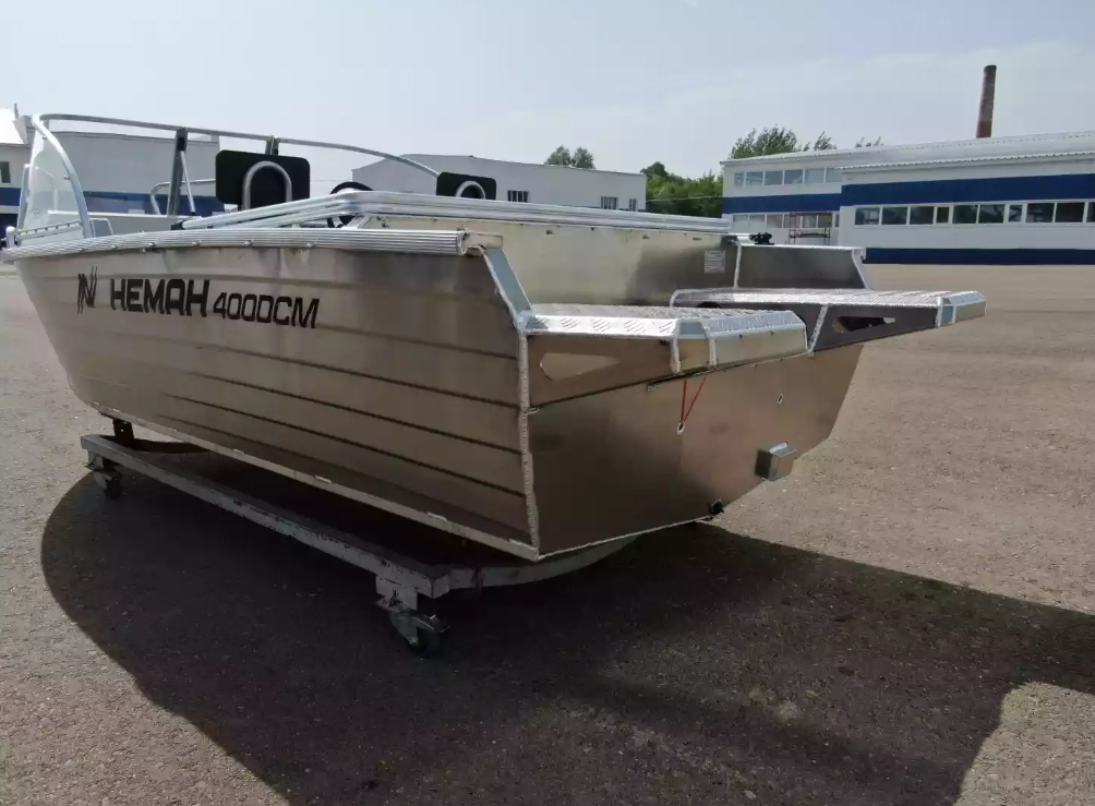 Алюминиевая лодка  Неман-400 DCM NEW в Ханты-Мансийске