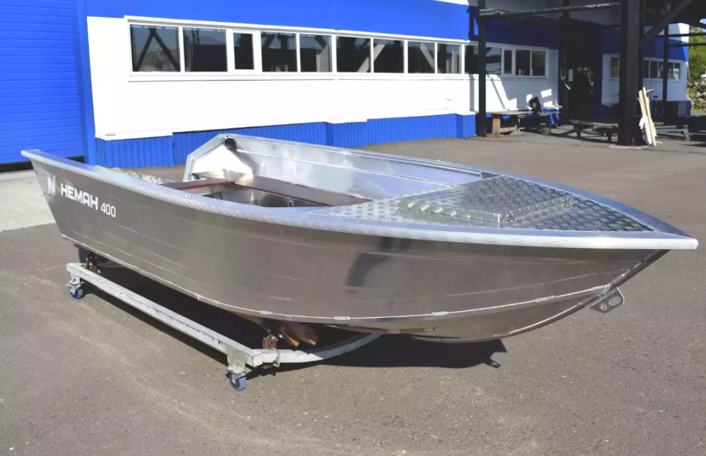 Алюминиевая лодка Неман-400 Р PRO в Ханты-Мансийске