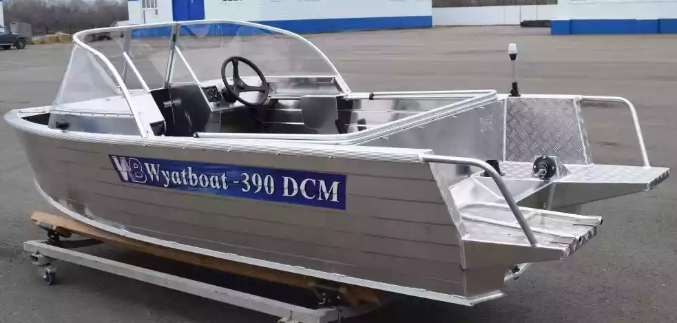 Алюминиевая лодка Wyatboat-390 DCM Увеличенный борт в Ханты-Мансийске