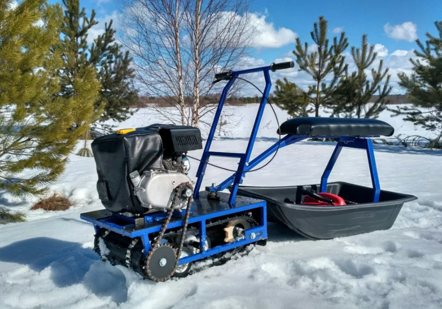 Мини-мотобуксировщик Альбатрос-М с фарой в Ханты-Мансийске