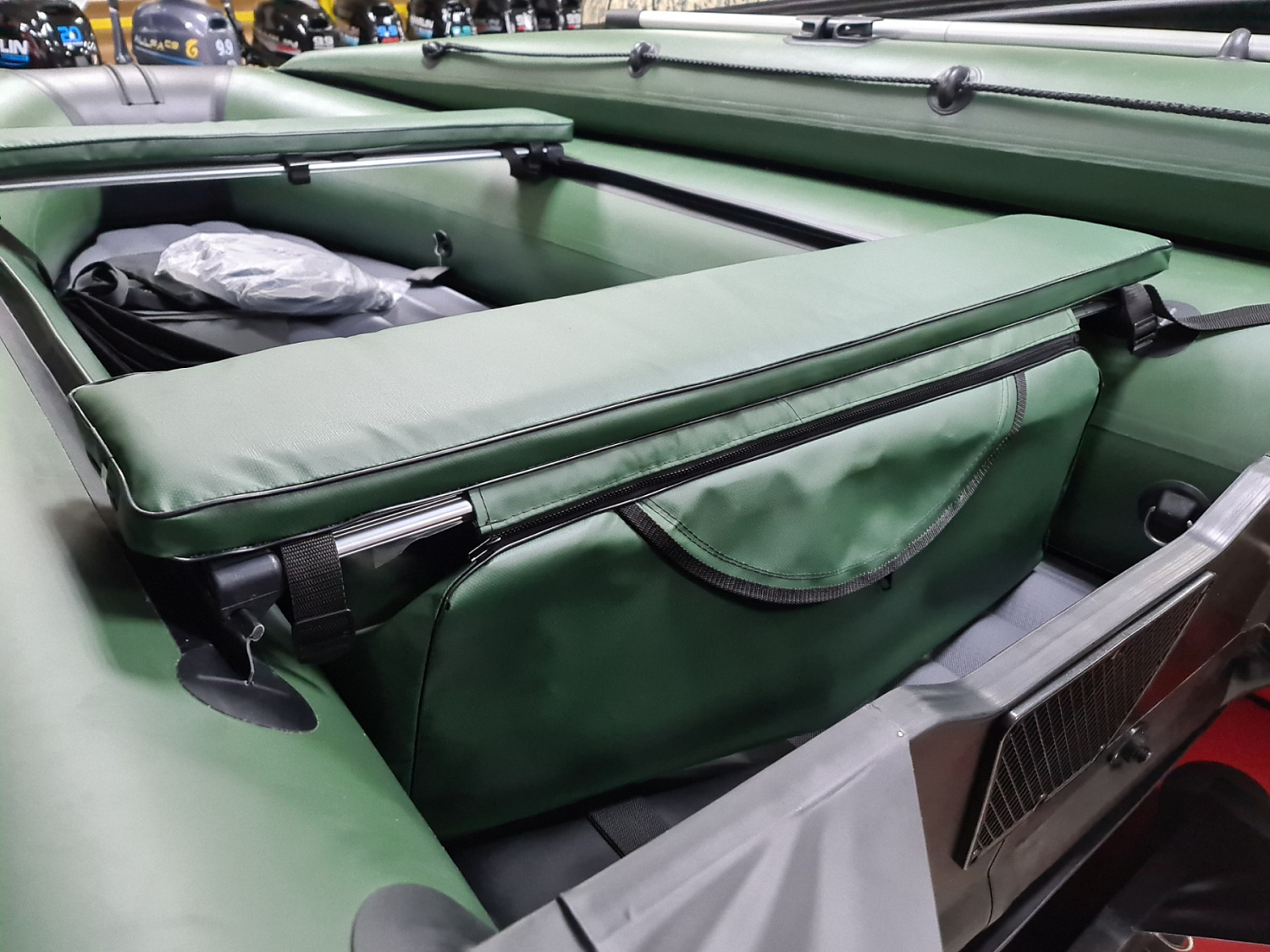 КОМПЛЕКТ МЯГКИХ НАКЛАДОК С СУМКОЙ ДЛЯ ЛОДОК 110Х20 ЗЕЛЕНЫЙ в Ханты-Мансийске