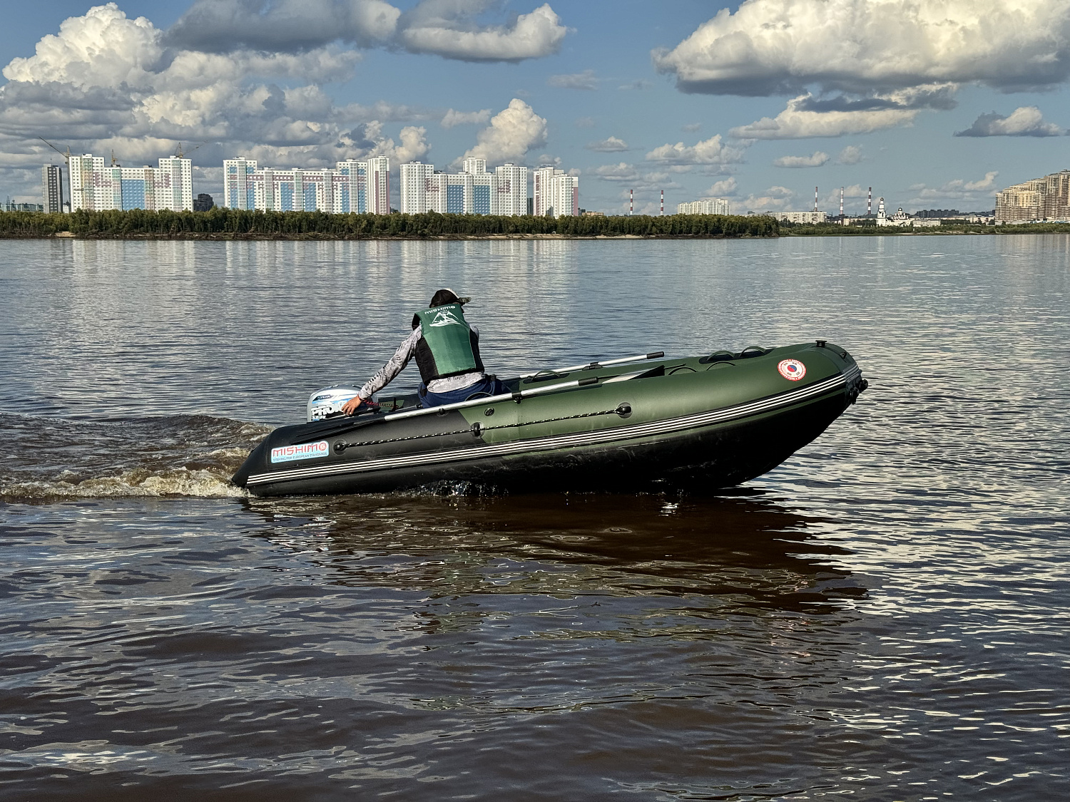 Лодка MISHIMO BIG FLOOR 440 в Ханты-Мансийске